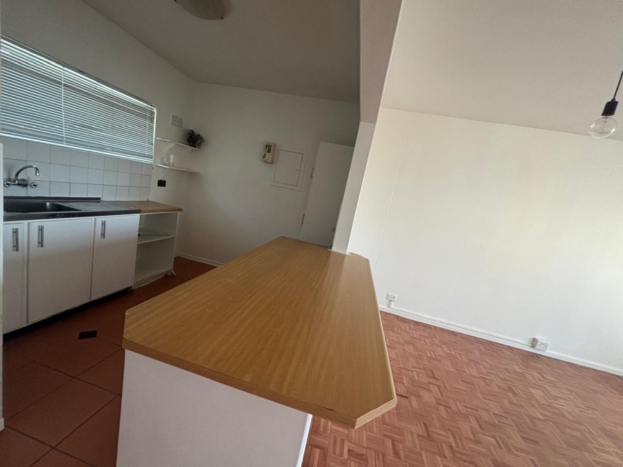 1 Bedroom Property for Sale in Gardens Western Cape